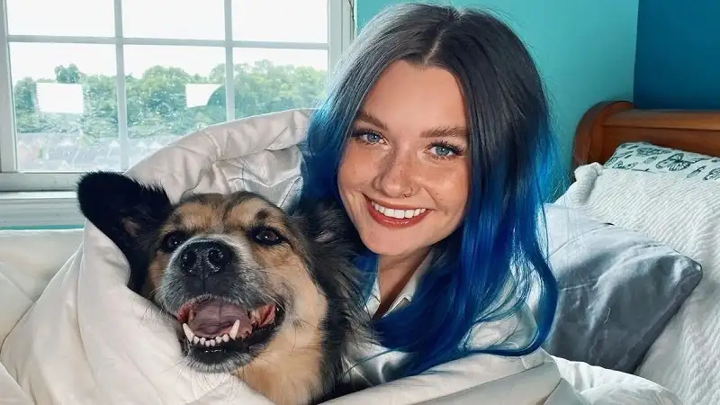 Annalise Mahanes Net Worth